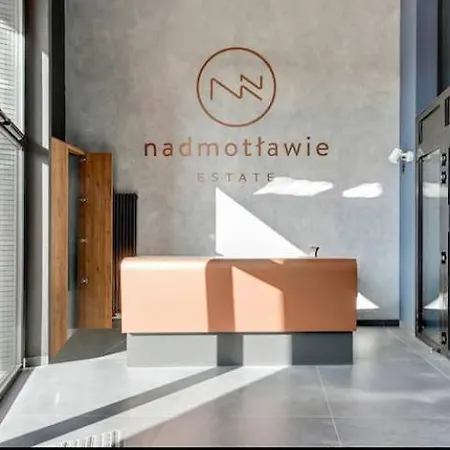 Nadmotlawie Estate 公寓